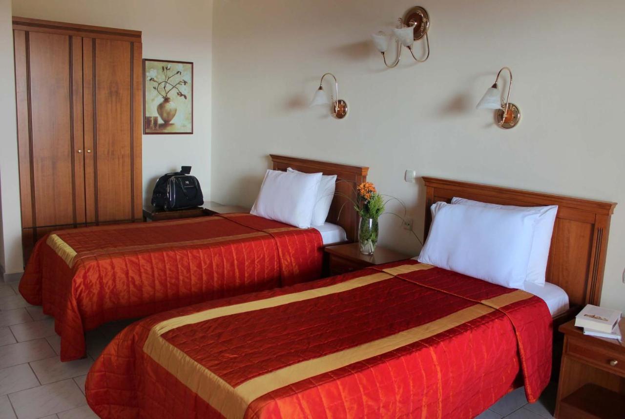Famissi Eden Hotel Kalambaka Habitación foto