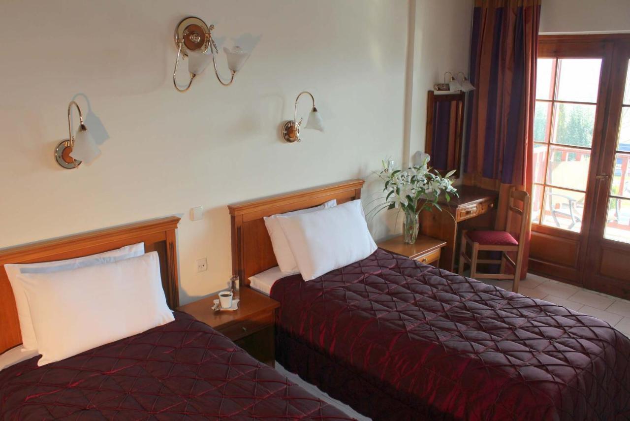 Famissi Eden Hotel Kalambaka Habitación foto