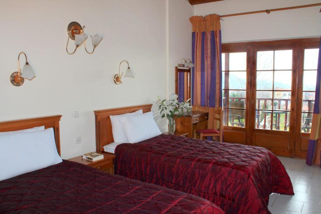 Famissi Eden Hotel Kalambaka Habitación foto